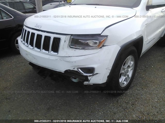 1C4RJEAG7FC217274 - 2015 JEEP GRAND CHEROKEE LAREDO WHITE photo 6