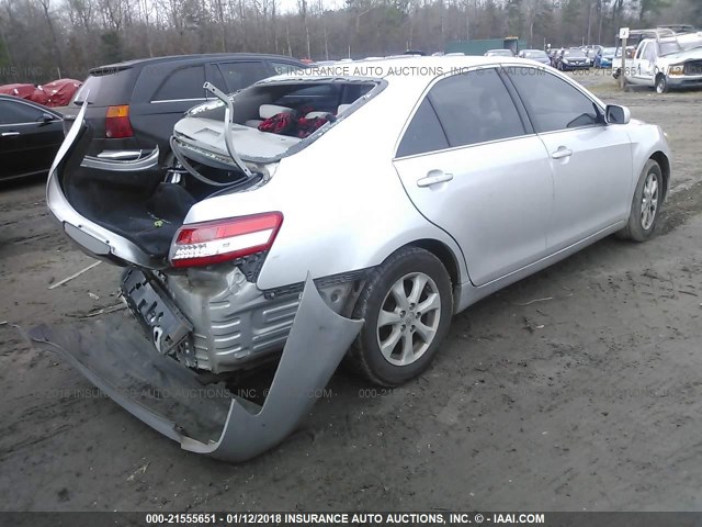 4T1BF3EKXBU625418 - 2011 TOYOTA CAMRY SE/LE/XLE SILVER photo 4
