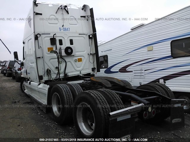 1FUJGLDR6ASAR9404 - 2010 FREIGHTLINER CASCADIA 125  WHITE photo 3