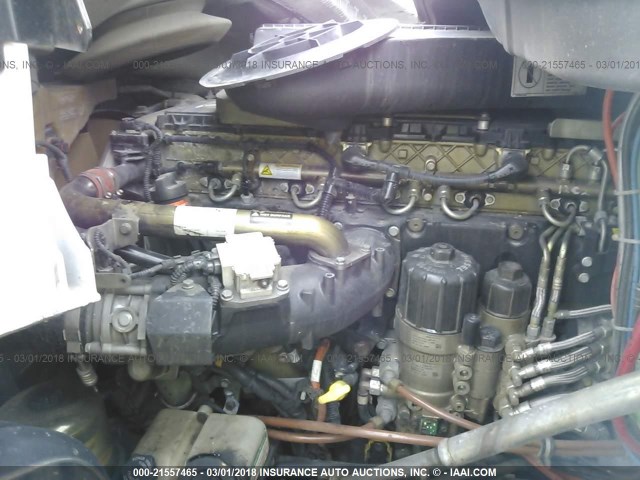 1FUJGLDR6ASAR9404 - 2010 FREIGHTLINER CASCADIA 125  WHITE photo 9