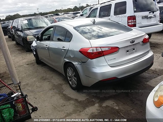 KNAFX4A69F5275293 - 2015 KIA FORTE LX SILVER photo 3