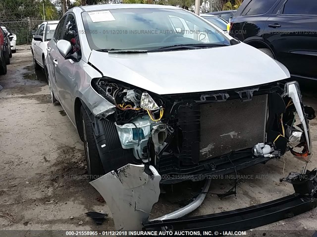 KNAFX4A69F5275293 - 2015 KIA FORTE LX SILVER photo 6