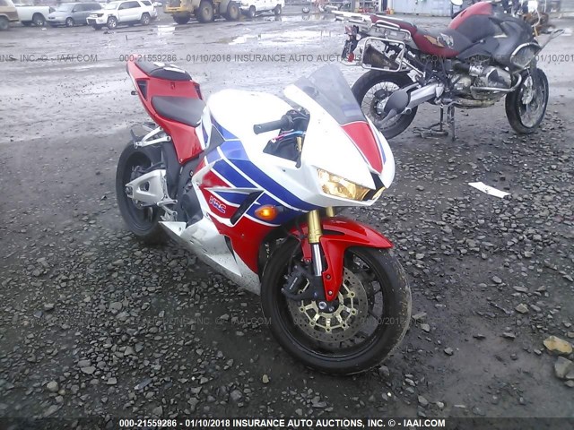 JH2PC4048DK600010 - 2013 HONDA CBR600 RR WHITE photo 1