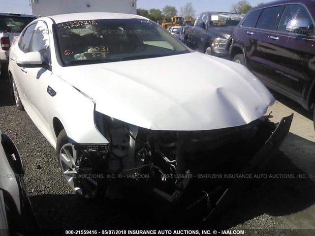 5XXGT4L33JG184837 - 2018 KIA OPTIMA LX/S WHITE photo 1