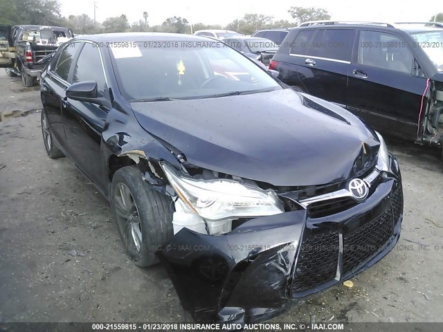 4T1BF1FK2GU198536 - 2016 TOYOTA CAMRY LE/XLE/SE/XSE 黑色 照片 1