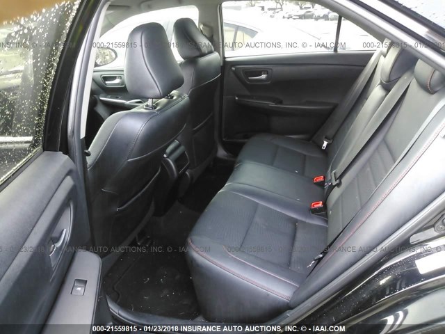 4T1BF1FK2GU198536 - 2016 TOYOTA CAMRY LE/XLE/SE/XSE 黑色 照片 8