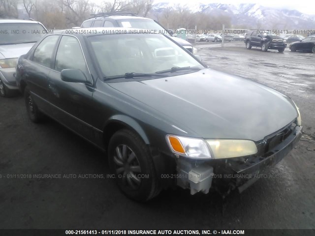 4T1BG22K4XU501888 - 1999 TOYOTA CAMRY CE/LE/XLE 绿色 照片 1