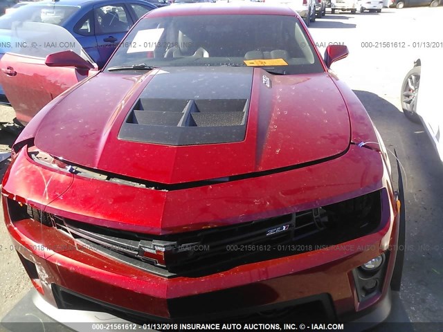 2G1FL1EP8D9806637 - 2013 CHEVROLET CAMARO ZL1 RED photo 6