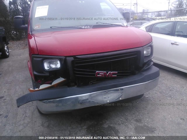 1GKHG35U841221748 - 2004 GMC SAVANA G3500 RED photo 6