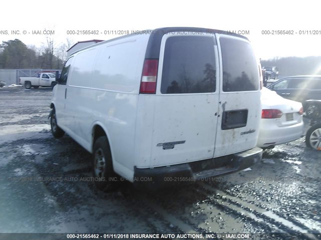 1GCFG15X941173713 - 2004 CHEVROLET EXPRESS G1500  WHITE photo 3