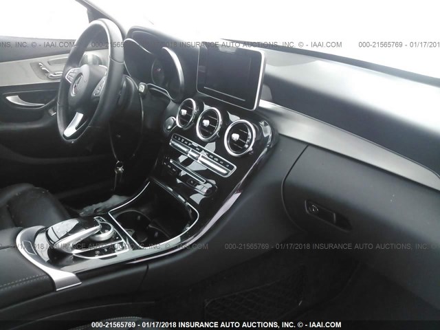 55SWF4KBXFU001194 - 2015 MERCEDES-BENZ C 300 4MATIC SILVER photo 5