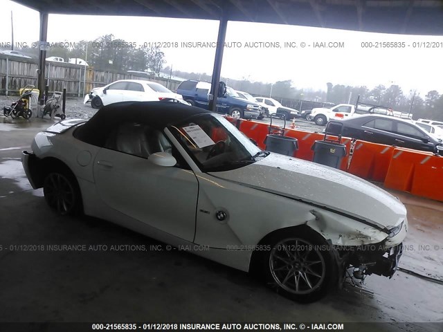 4USBT33595LS53813 - 2005 BMW Z4 2.5 WHITE photo 1