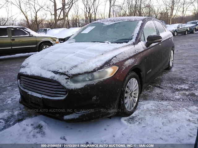 3FA6P0LU3GR171300 - 2016 FORD FUSION SE HYBRID BURGUNDY photo 2