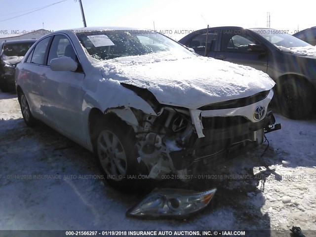 4T4BF3EK5BR192760 - 2011 TOYOTA CAMRY SE/LE/XLE WHITE photo 1