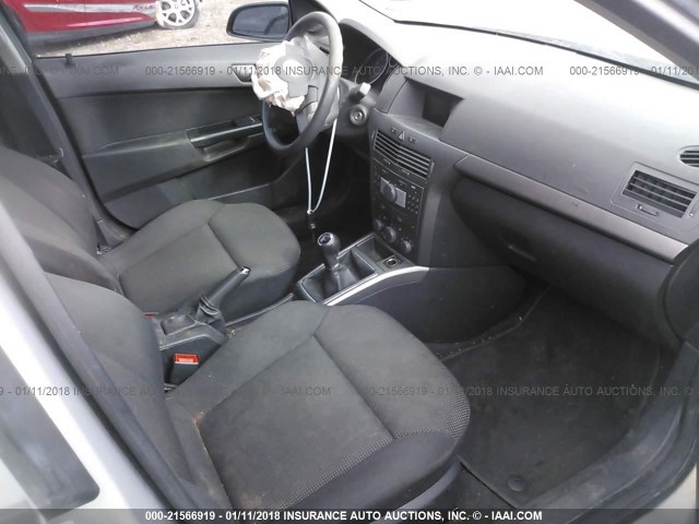 W08AR671X85123176 - 2008 SATURN ASTRA XE SILVER photo 5