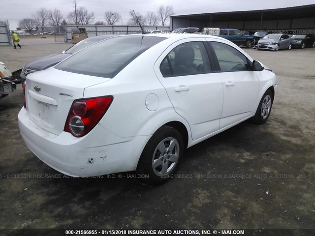 1G1JB5SH5D4131169 - 2013 CHEVROLET SONIC LS WHITE photo 4