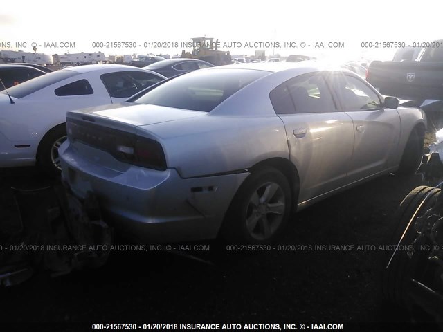 2C3CDXBG9CH295866 - 2012 DODGE CHARGER SE SILVER photo 4