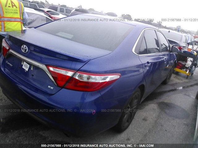 4T1BF1FK3FU952722 - 2015 TOYOTA CAMRY LE/XLE/SE/XSE BLUE photo 4