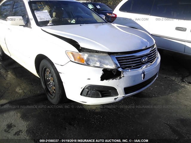 KNAGE228X95316582 - 2009 KIA OPTIMA LX/EX WHITE photo 6