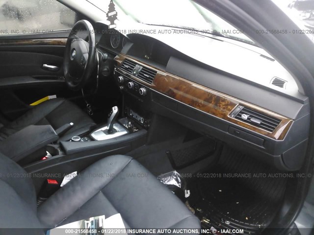 WBANV9C57AC136691 - 2010 BMW 535 XI Gris photo 5