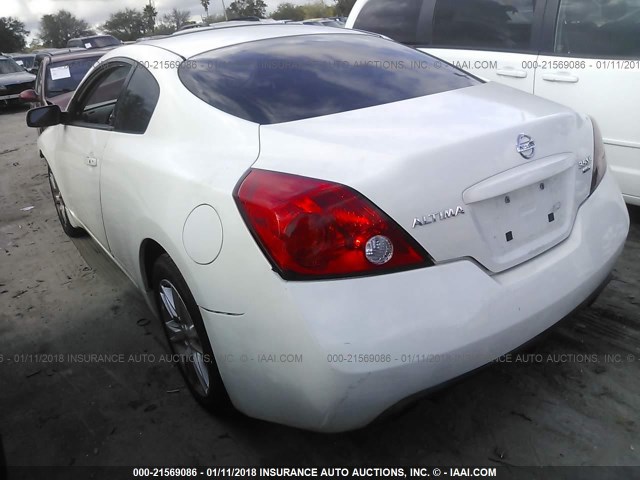 1N4BL24E48C168600 - 2008 NISSAN ALTIMA 3.5SE WHITE photo 3