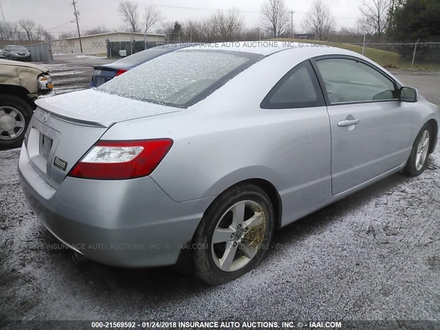 2HGFG12998H512629 - 2008 HONDA CIVIC EXL 银色 照片 4