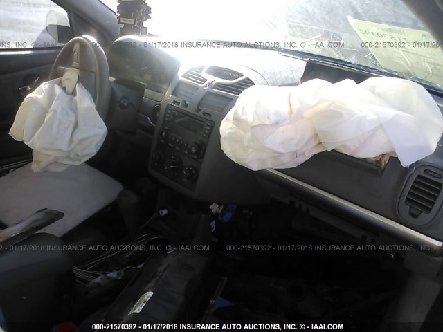 1G1ZT54845F121591 - 2005 CHEVROLET MALIBU LS 银色 照片 5