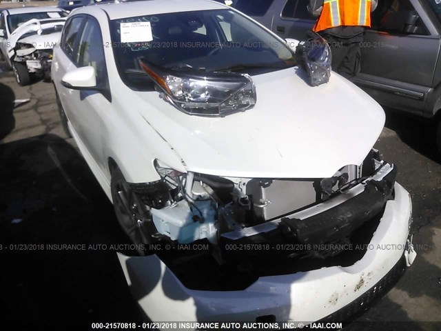 JTNKARJEXHJ539439 - 2017 TOYOTA COROLLA IM WHITE photo 1