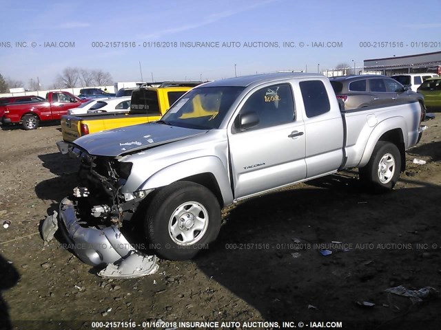 5TETU62N47Z368527 - 2007 TOYOTA TACOMA PRERUNNER ACCESS CAB SILVER photo 2