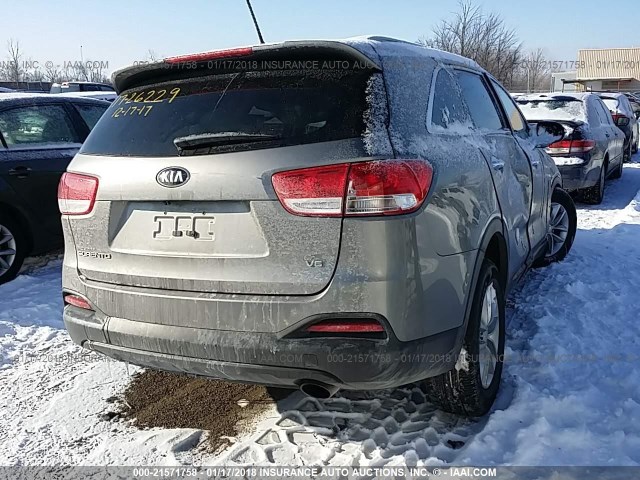 5XYPGDA56HG201838 - 2017 KIA SORENTO LX/L GRAY photo 4