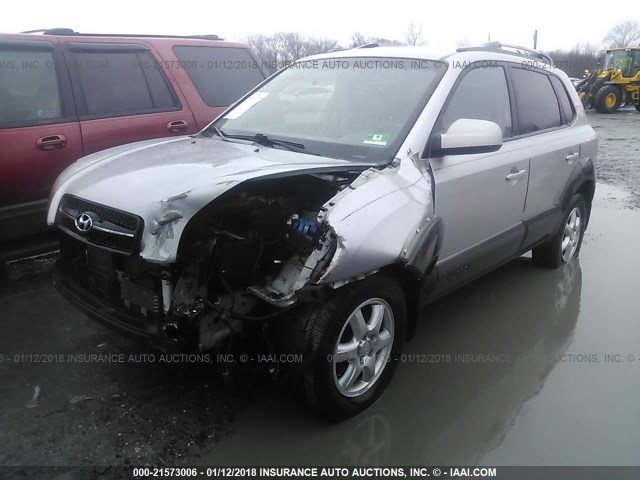 KM8JN12DX5U078924 - 2005 HYUNDAI TUCSON GLS/LX GRAY photo 2