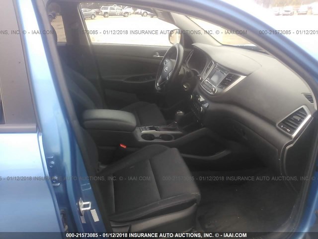 KM8J3CA42GU101022 - 2016 HYUNDAI TUCSON LIMITED/SPORT AND ECO/SE BLUE photo 5