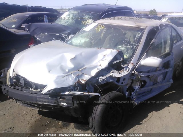 4T1BE32K22U554528 - 2002 TOYOTA CAMRY LE/XLE/SE ვერცხლისფერი ფოტო 6