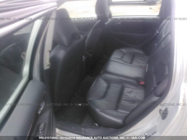 YV1SW640652486260 - 2005 VOLVO V70 SILVER photo 8