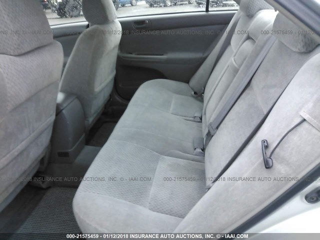 4T1BE32KX3U697843 - 2003 TOYOTA CAMRY LE/XLE/SE SILVER photo 8