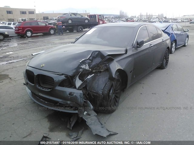 WBAKA8C56CDX01275 - 2012 BMW 750 I GRAY photo 2