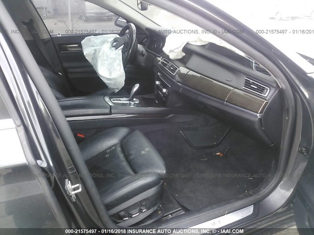 WBAKA8C56CDX01275 - 2012 BMW 750 I GRAY photo 5