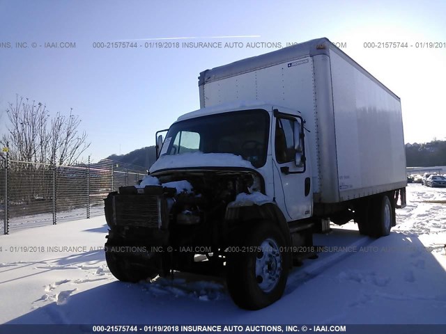 1FVACWDC27HZ43302 - 2007 FREIGHTLINER M2 106 MEDIUM DUTY WHITE photo 2