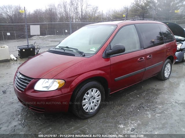 1A4GP45R56B690974 - 2006 CHRYSLER TOWN & COUNTRY  RED photo 2