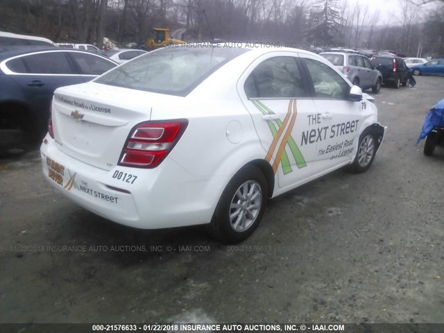 1G1JD5SG9H4171259 - 2017 CHEVROLET SONIC LT WHITE photo 4