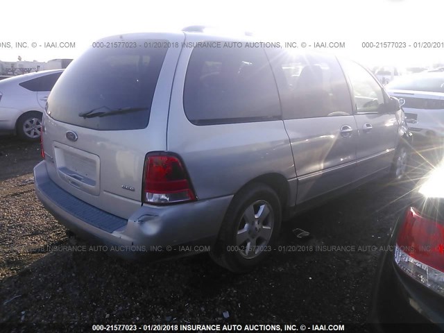 2FMZA57675BA34773 - 2005 FORD FREESTAR SES SILVER photo 4