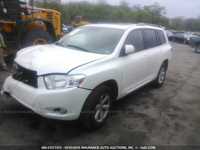 5TDJK3EHXAS010810 - 2010 TOYOTA HIGHLANDER SE WHITE photo 2