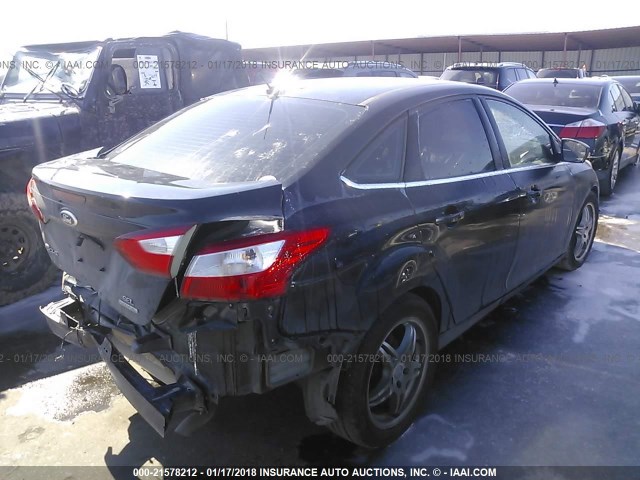 1FAHP3H29CL371964 - 2012 FORD FOCUS SEL BLACK photo 4