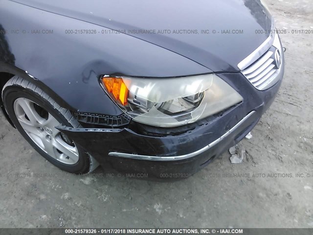 JH4KB16585C018911 - 2005 ACURA RL BLACK photo 6