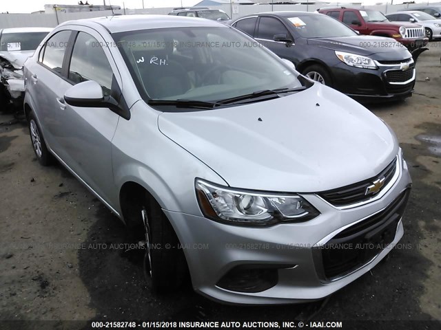 1G1JB5SH1H4171402 - 2017 CHEVROLET SONIC LS 银色 照片 1