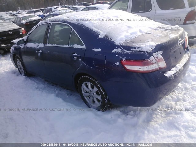 4T1BF3EK7BU582799 - 2011 TOYOTA CAMRY SE/LE/XLE 蓝色 照片 3