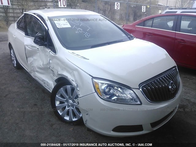 1G4PP5SK8G4100884 - 2016 BUICK VERANO WHITE photo 1