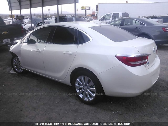 1G4PP5SK8G4100884 - 2016 BUICK VERANO WHITE photo 3