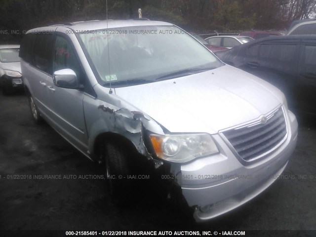 2A8HR54P58R720143 - 2008 CHRYSLER TOWN & COUNTRY TOURING SILVER photo 1