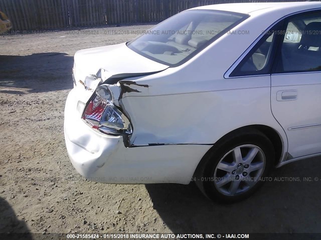 4T1BF28B3YU065921 - 2000 TOYOTA AVALON XL/XLS WHITE photo 6